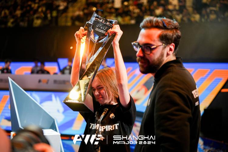 LPL春季赛巡礼之TES篇：仁川聚首，搏至无憾