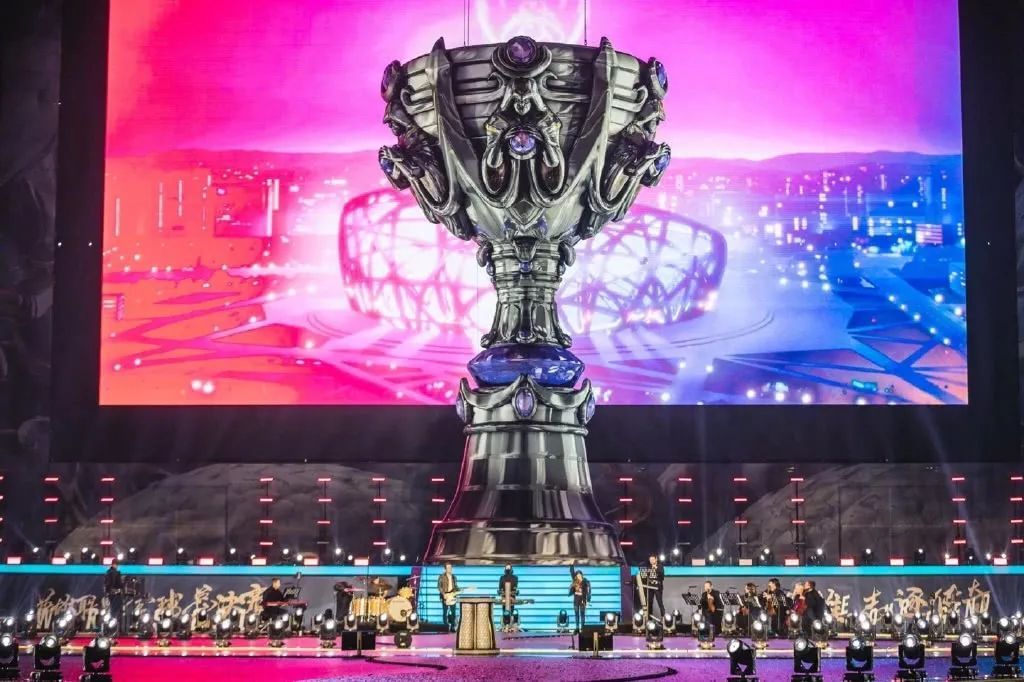 DOTA2比赛：VP将一队转为“不活跃”，二队VP.P有机会上位吗？