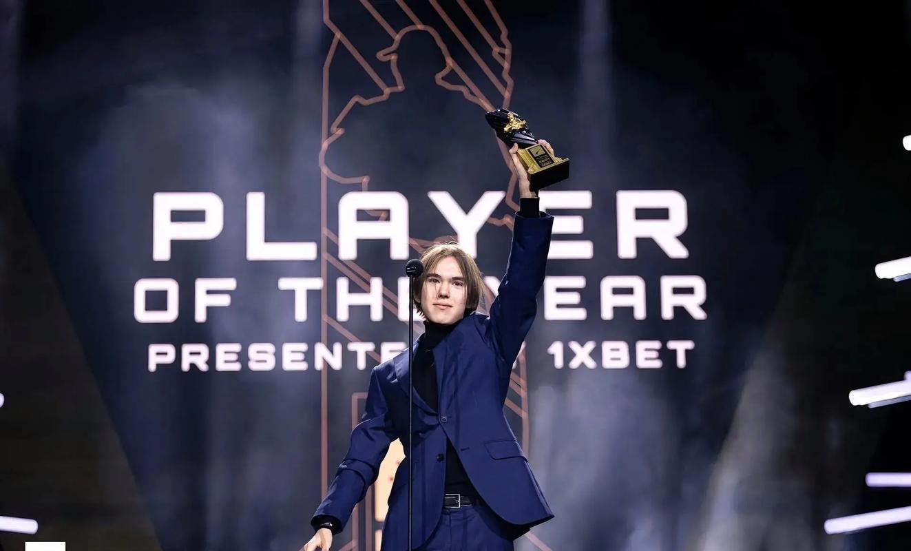 CSGO：Astralis官宣device回归，阿汤哥谈心病